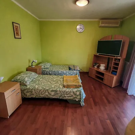 Licardo Apartment *
